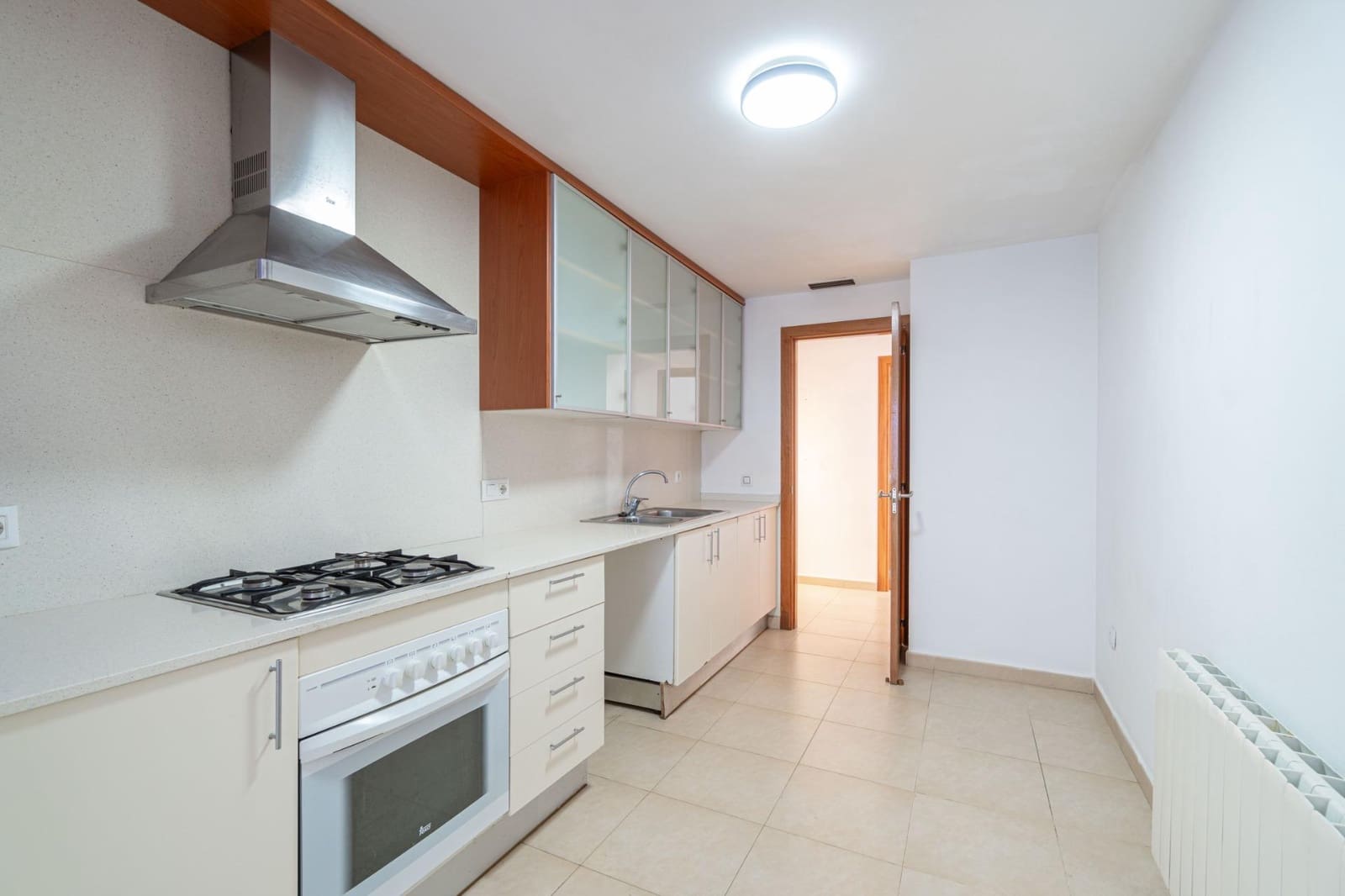 3 bedroom Flat for sale in Figueres with garage - € 185,000 (Ref: 9812263)