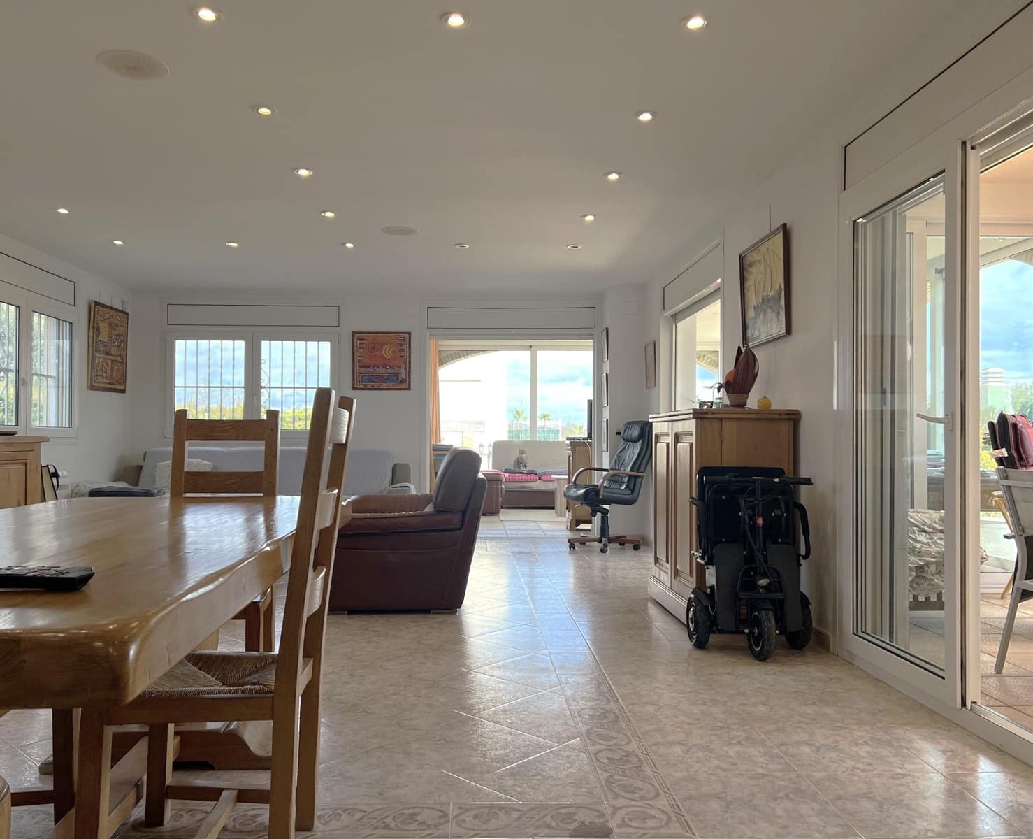 4 sypialnia Willa na sprzedaż w Sant Pere Pescador z basenem garażem - 495 000 € (Ref: 9812264)