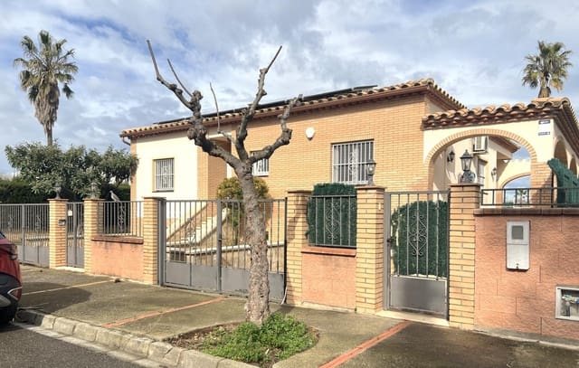 4 slaapkamer Villa te koop in Sant Pere Pescador met zwembad garage - € 495.000 (Ref: 9812264)