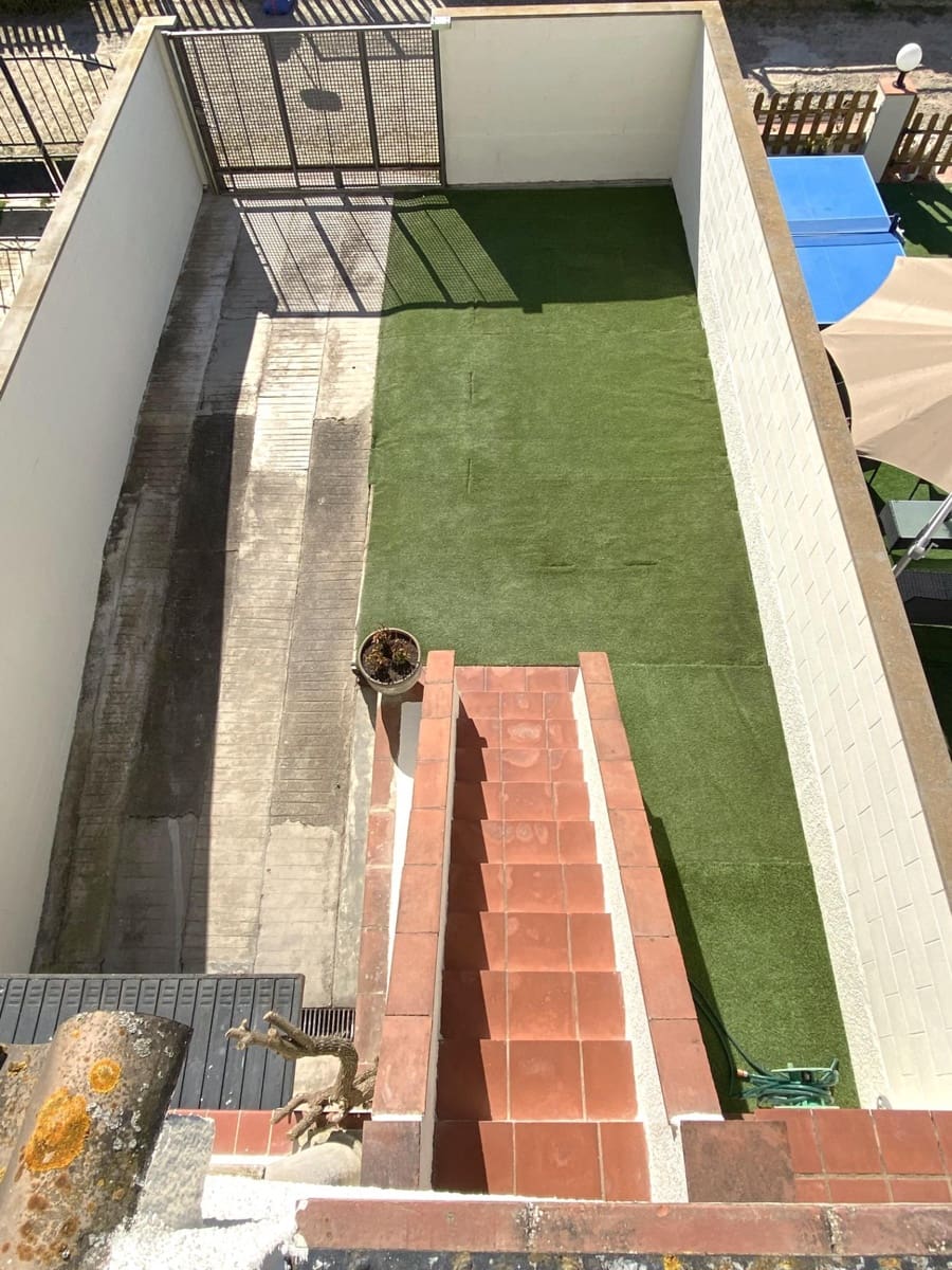 2 bedroom Townhouse for sale in Sant Pere Pescador with garage - € 289,000 (Ref: 9820331)