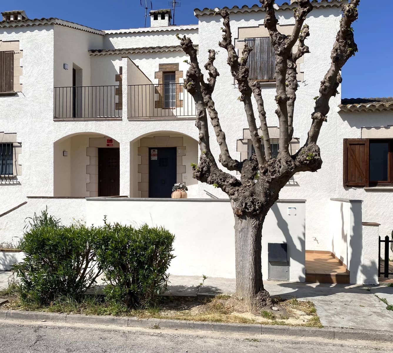 2 bedroom Townhouse for sale in Sant Pere Pescador with garage - € 289,000 (Ref: 9820331)