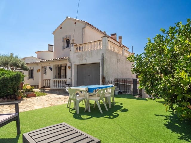 4 chambre Villa/Maison à vendre à L'Escala avec piscine garage - 559 000 € (Ref: 9823041)