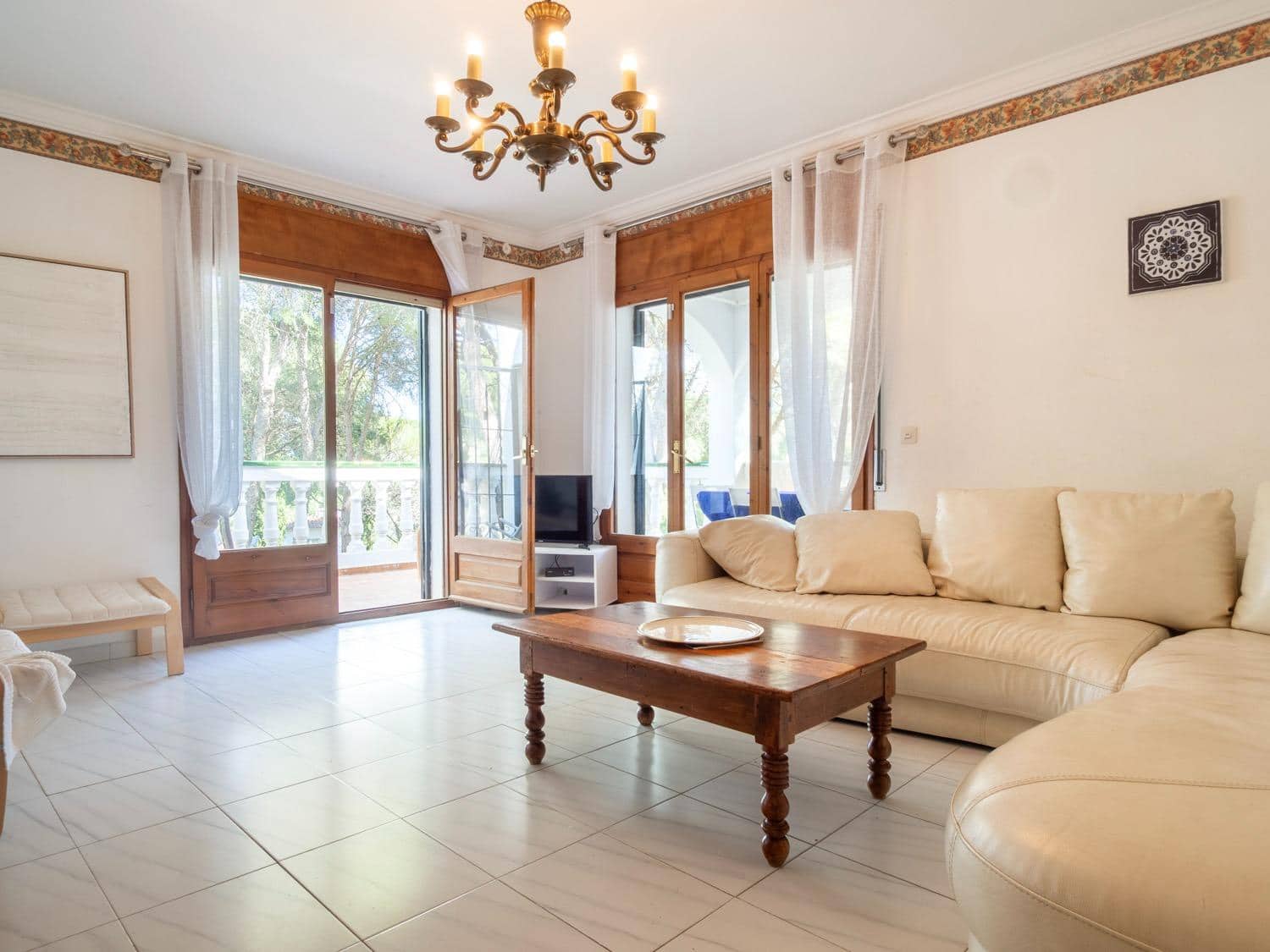 4 chambre Villa/Maison à vendre à L'Escala avec garage - 645 000 € (Ref: 9823042)