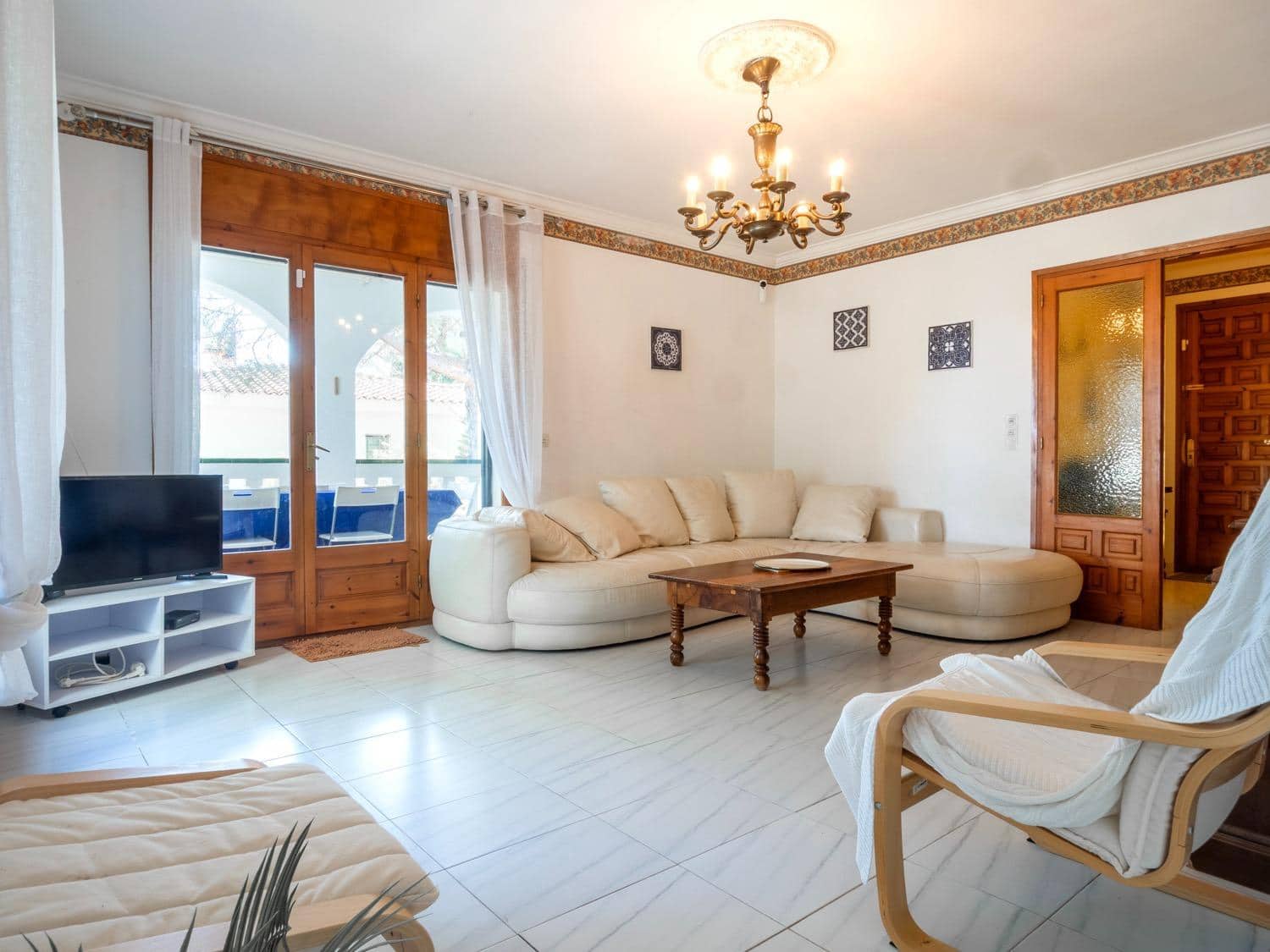 4 chambre Villa/Maison à vendre à L'Escala avec garage - 645 000 € (Ref: 9823042)