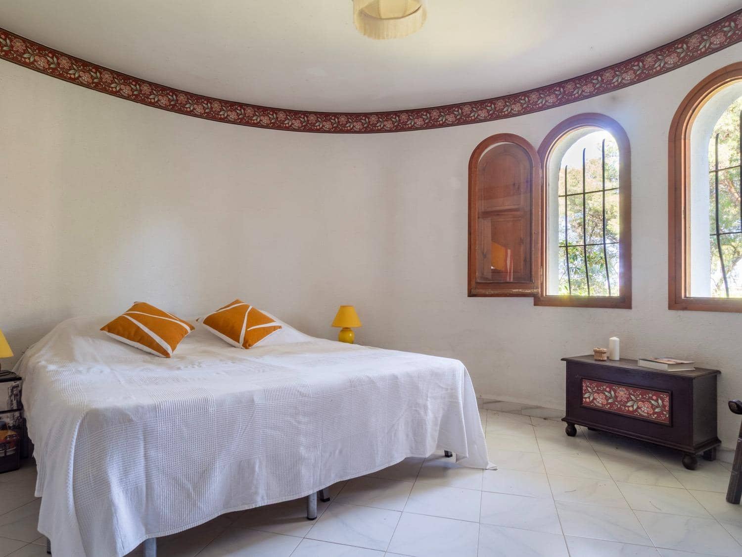 4 chambre Villa/Maison à vendre à L'Escala avec garage - 645 000 € (Ref: 9823042)