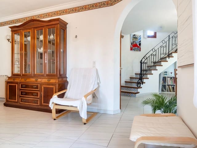 4 soverom Villa til salgs i L'Escala med garasje - € 645 000 (Ref: 9823042)