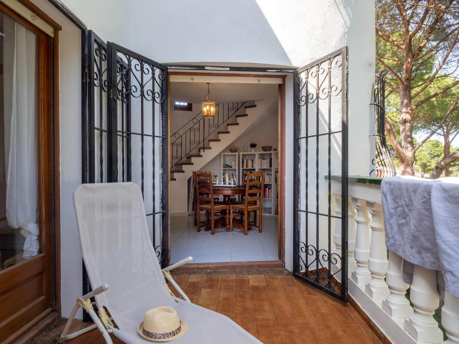 4 chambre Villa/Maison à vendre à L'Escala avec garage - 645 000 € (Ref: 9823042)