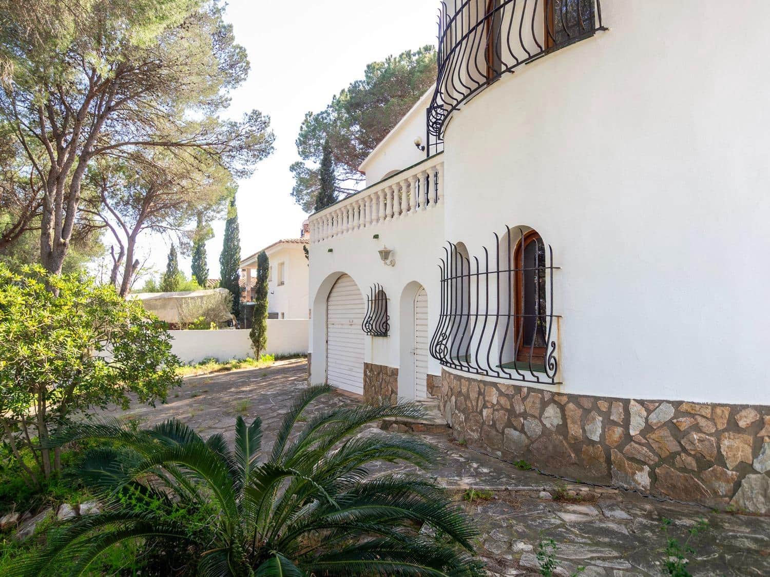 4 chambre Villa/Maison à vendre à L'Escala avec garage - 645 000 € (Ref: 9823042)