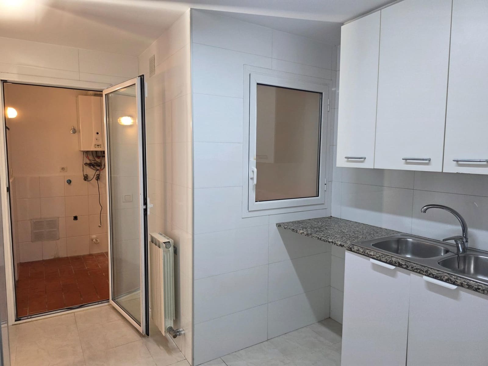 3 bedroom Flat for sale in Figueres - € 175,000 (Ref: 9927543)