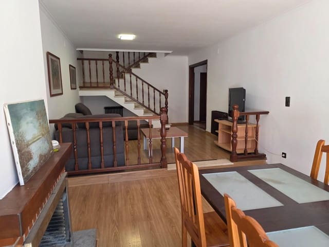 6 chambre Villa/Maison Mitoyenne à vendre à Llançà avec garage - 360 000 € (Ref: 9927545)