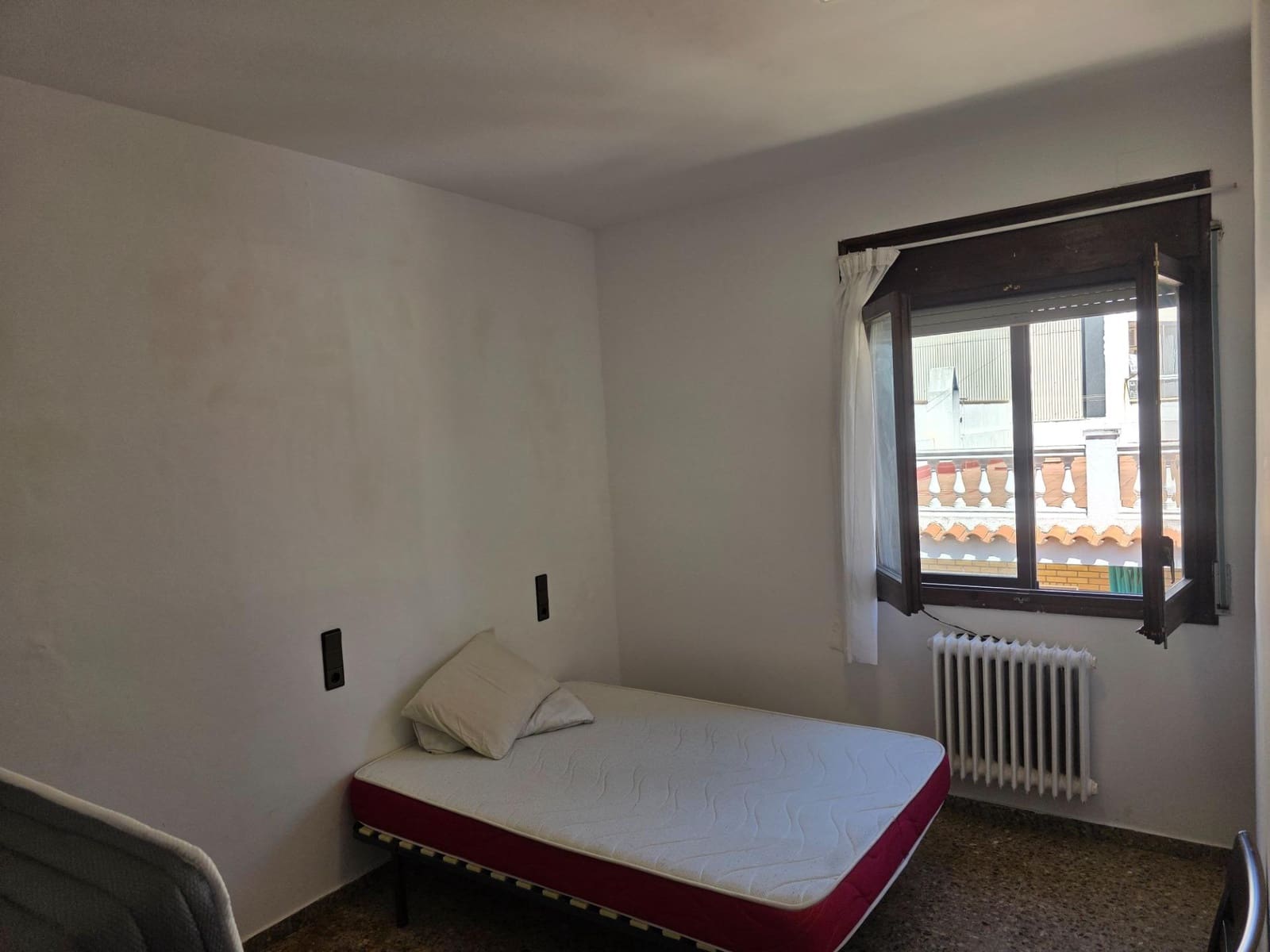 6 chambre Villa/Maison Mitoyenne à vendre à Llanca avec garage - 360 000 € (Ref: 9927545)