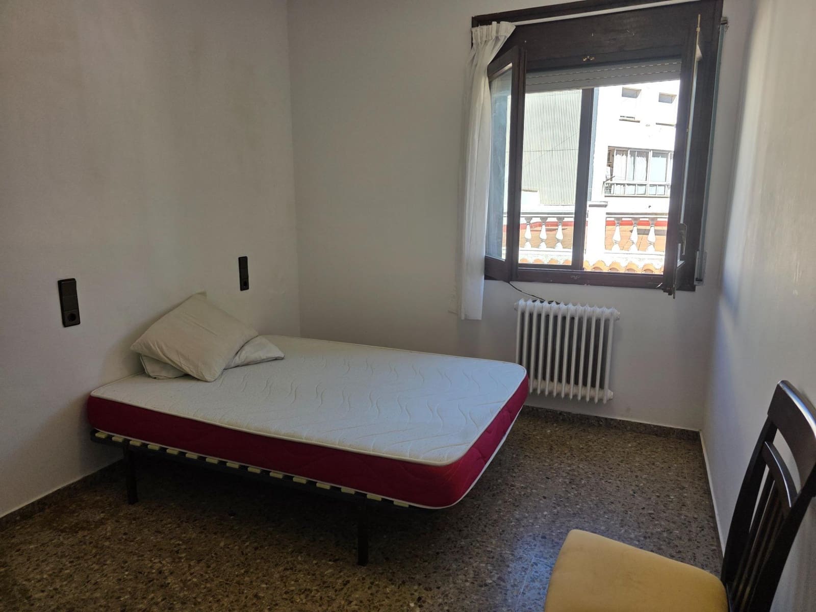 6 chambre Villa/Maison Mitoyenne à vendre à Llanca avec garage - 360 000 € (Ref: 9927545)