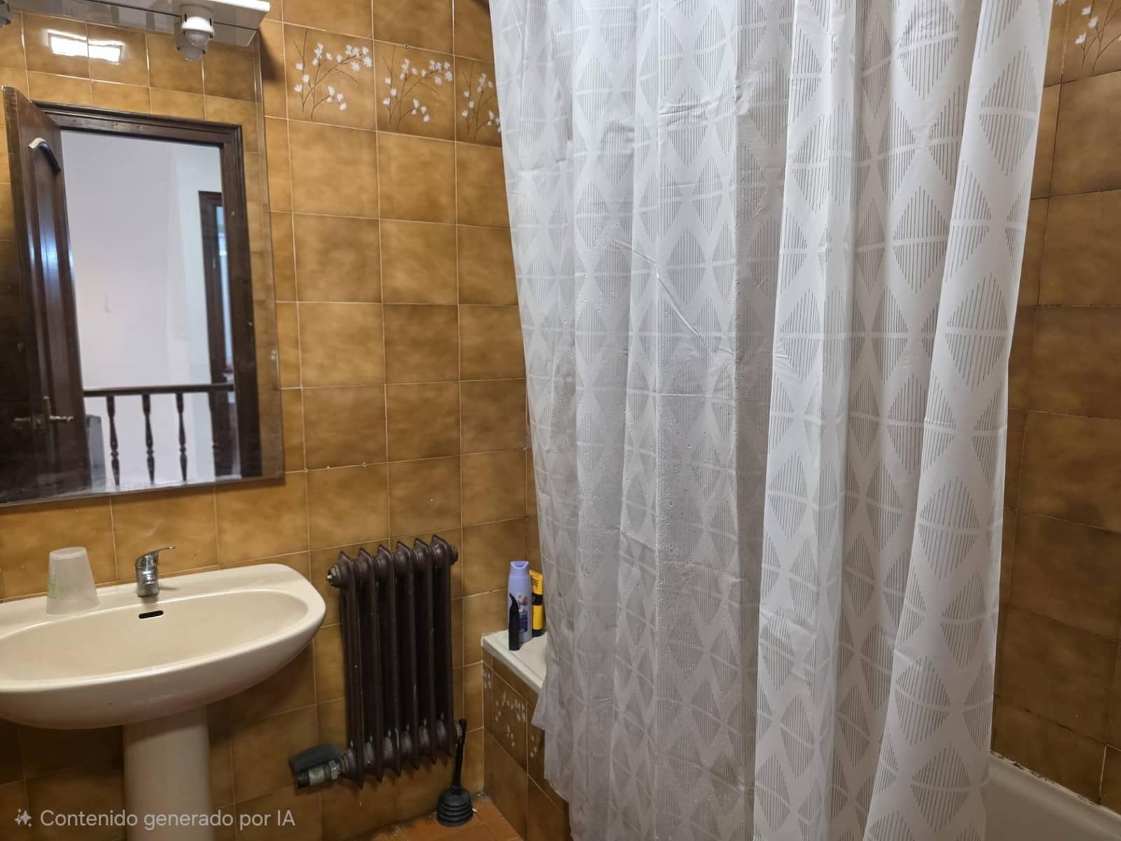 6 chambre Villa/Maison Mitoyenne à vendre à Llanca avec garage - 360 000 € (Ref: 9927545)