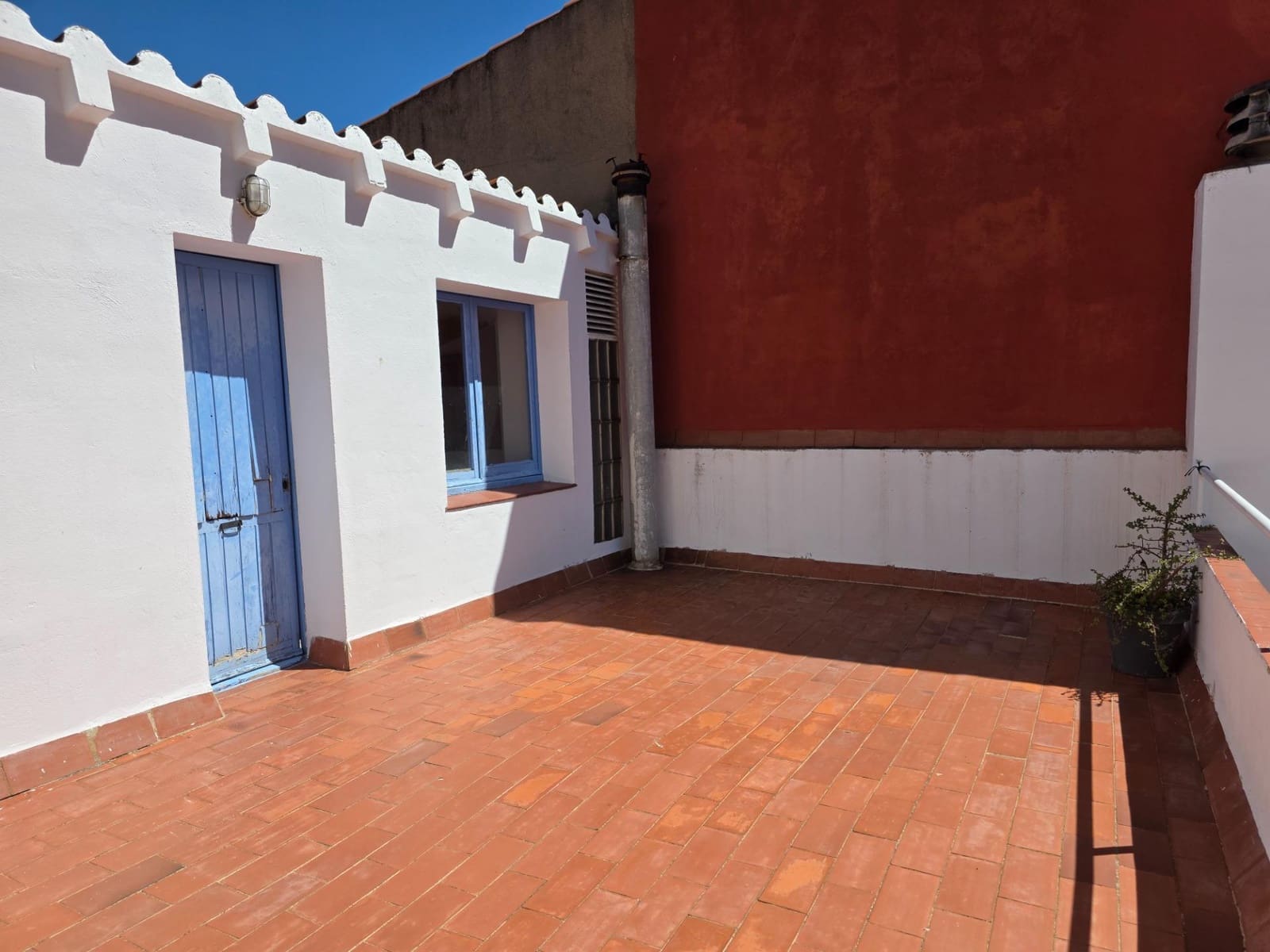 6 chambre Villa/Maison Mitoyenne à vendre à Llanca avec garage - 360 000 € (Ref: 9927545)