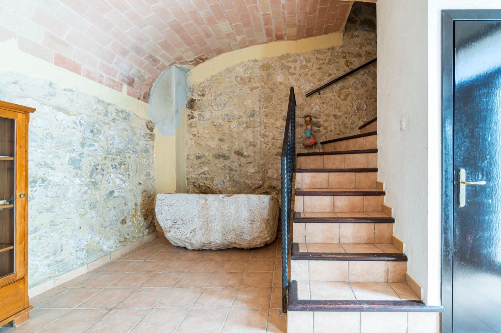 4 bedroom Townhouse for sale in Llers - € 330,000 (Ref: 9959920)