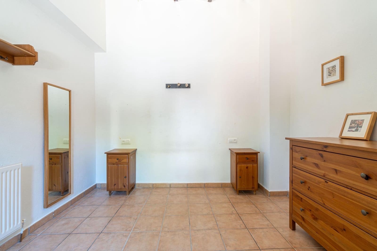 4 bedroom Townhouse for sale in Llers - € 330,000 (Ref: 9959920)
