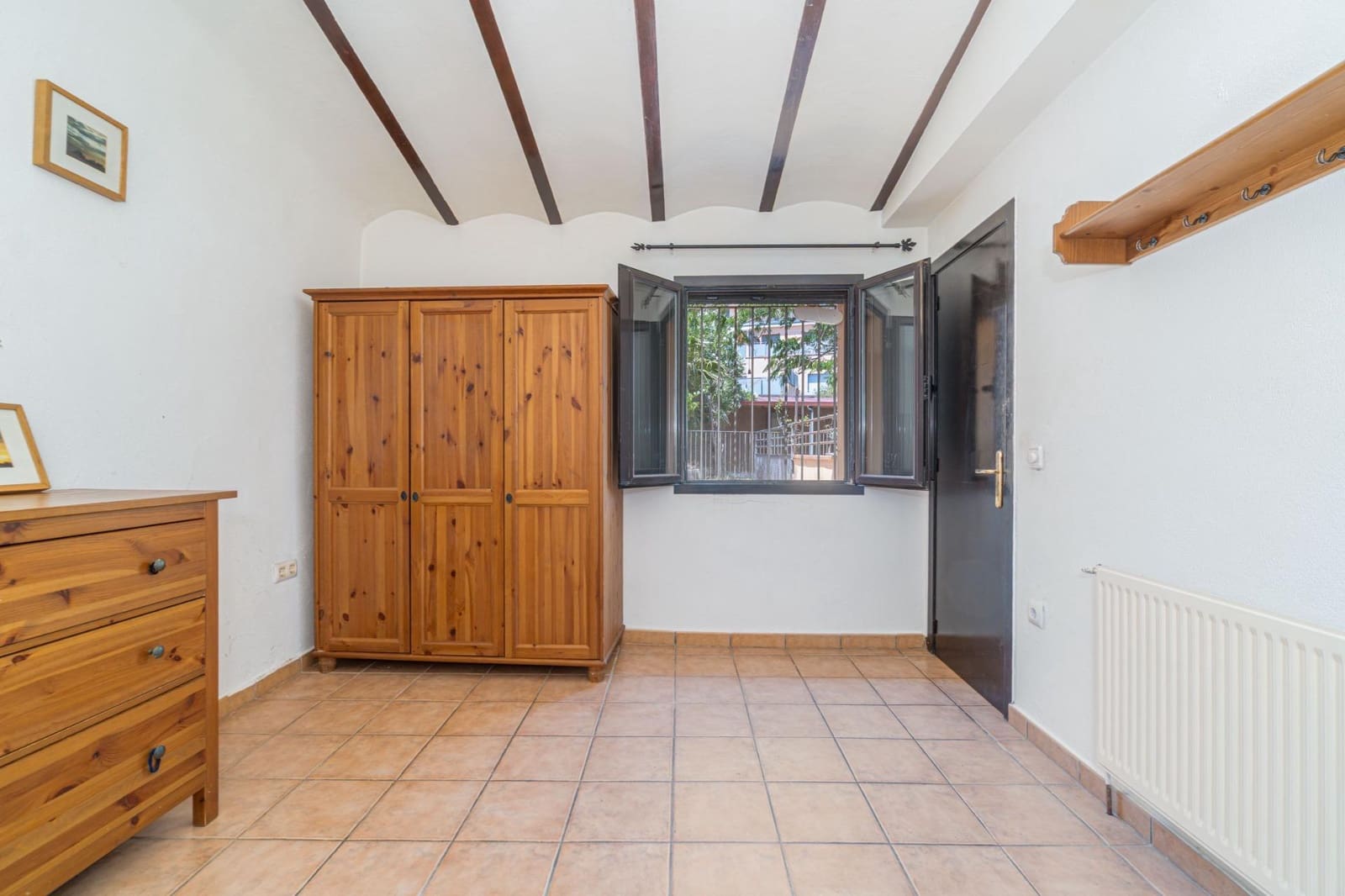4 bedroom Townhouse for sale in Llers - € 330,000 (Ref: 9959920)