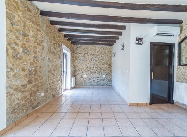 4 slaapkamer Huis te koop in Llers - € 330.000 (Ref: 9959920)