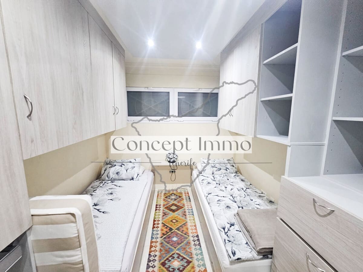 2 bedroom Flat for sale in Roque del Conde with pool garage - € 395,000 (Ref: 10016741)