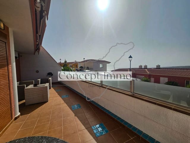 Piso de 2 habitaciones en Roque del Conde, Adeje en venta con piscina garaje - 395.000 € (Ref: 10016741)