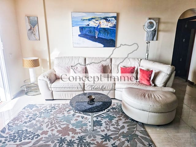 Piso de 2 habitaciones en Roque del Conde, Adeje en venta con piscina garaje - 395.000 € (Ref: 10016741)