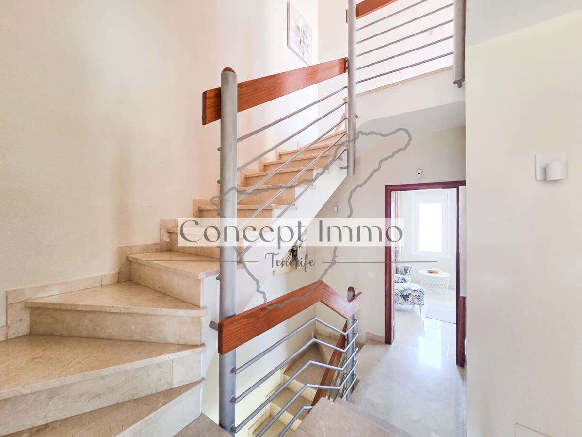 4 Zimmer Reihenhaus zu verkaufen in Costa Adeje mit Pool Garage - 1.350.000 € (Ref: 10033132)