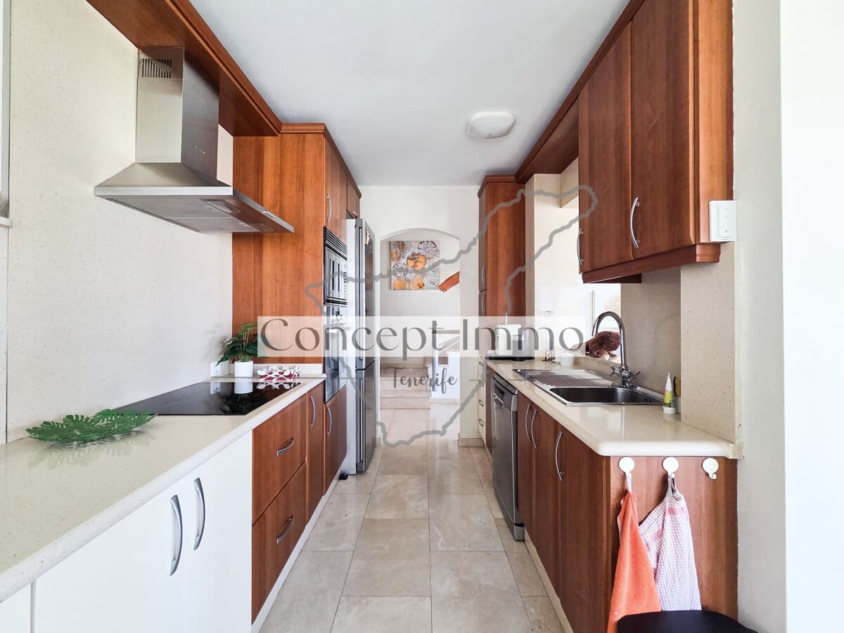 4 Zimmer Reihenhaus zu verkaufen in Costa Adeje mit Pool Garage - 1.350.000 € (Ref: 10033132)