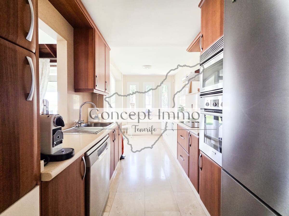 4 Zimmer Reihenhaus zu verkaufen in Costa Adeje mit Pool Garage - 1.350.000 € (Ref: 10033132)
