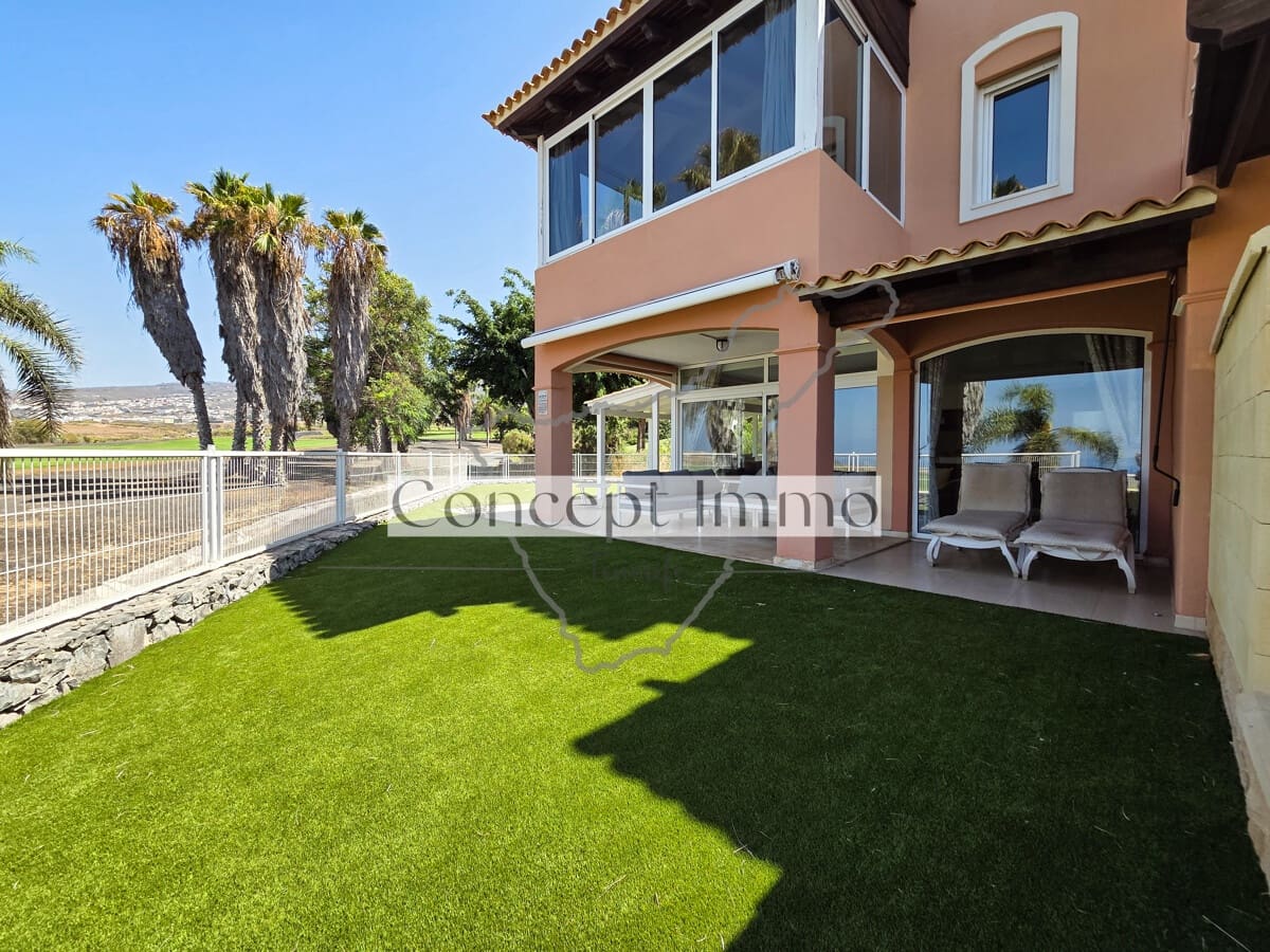 4 Zimmer Reihenhaus zu verkaufen in Costa Adeje mit Pool Garage - 1.350.000 € (Ref: 10033132)