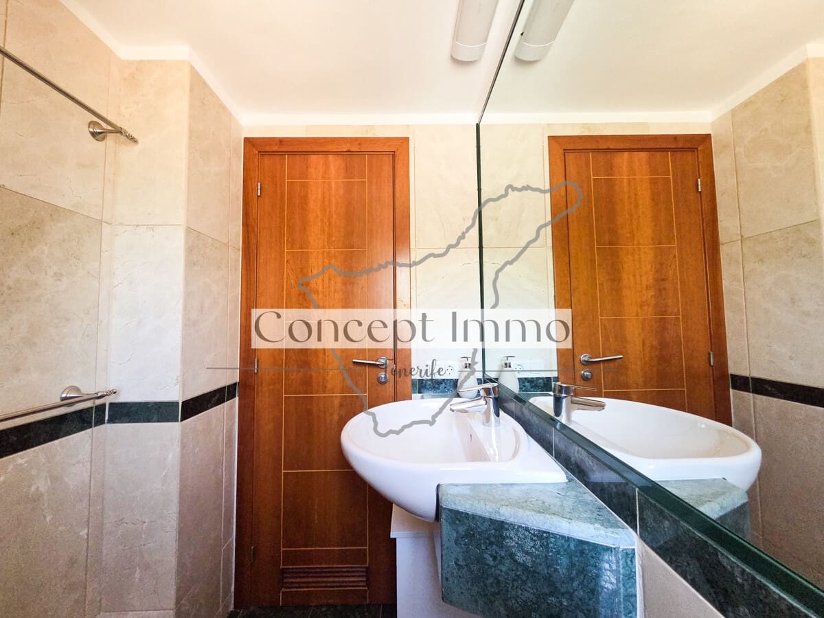 4 Zimmer Reihenhaus zu verkaufen in Costa Adeje mit Pool Garage - 1.350.000 € (Ref: 10033132)