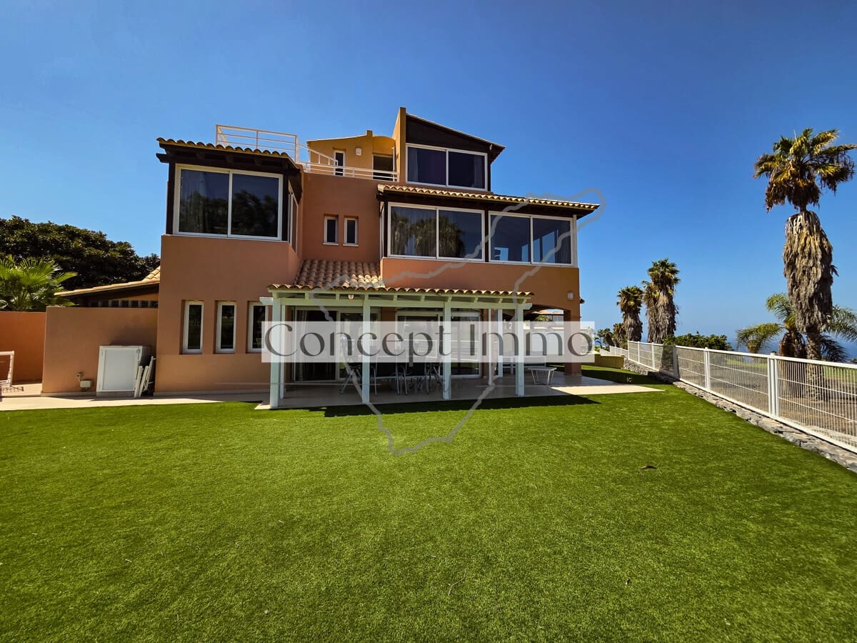 4 Zimmer Reihenhaus zu verkaufen in Costa Adeje mit Pool Garage - 1.350.000 € (Ref: 10033132)