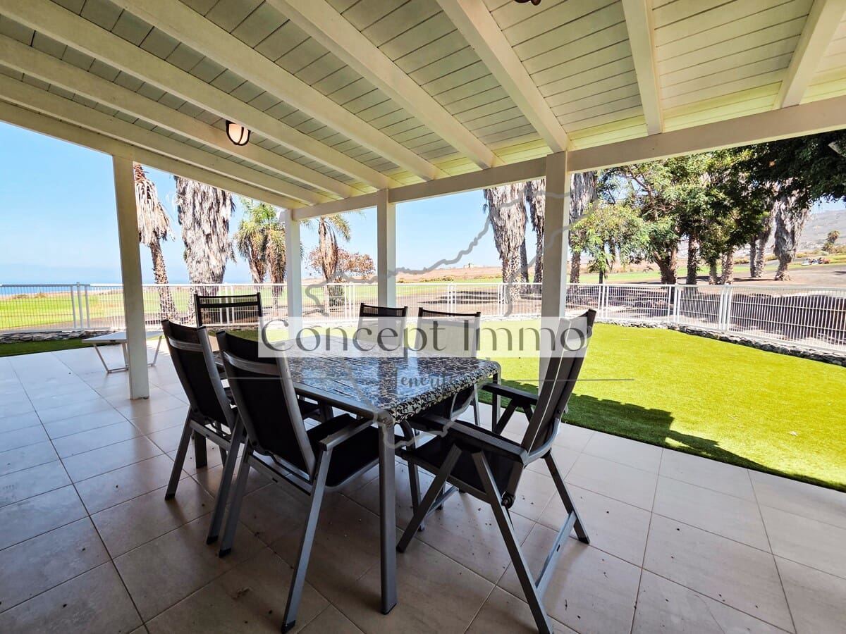 4 Zimmer Reihenhaus zu verkaufen in Costa Adeje mit Pool Garage - 1.350.000 € (Ref: 10033132)