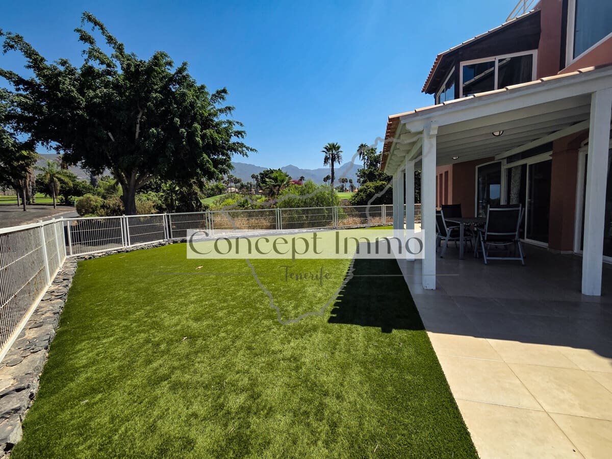 4 Zimmer Reihenhaus zu verkaufen in Costa Adeje mit Pool Garage - 1.350.000 € (Ref: 10033132)