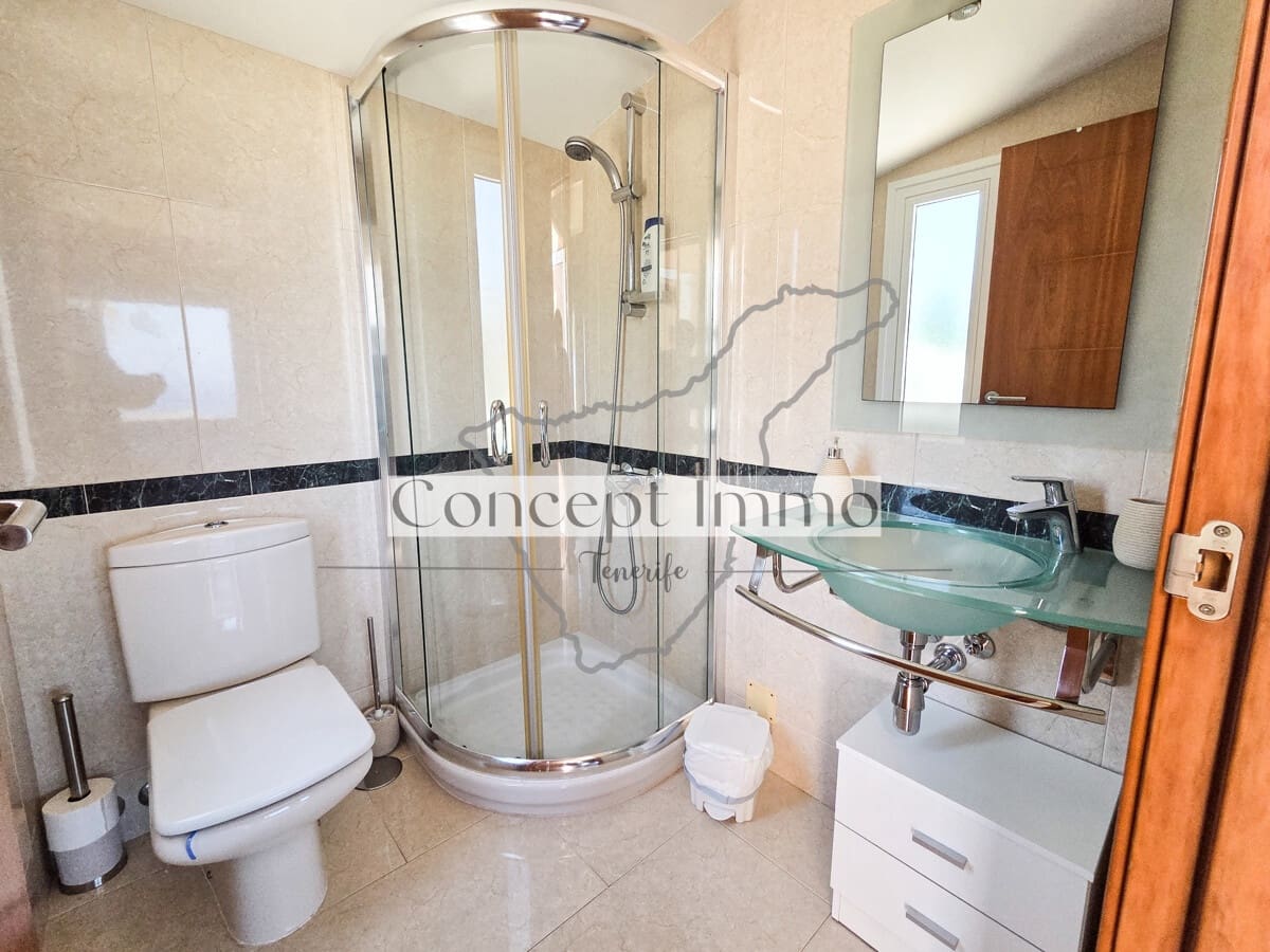 4 Zimmer Reihenhaus zu verkaufen in Costa Adeje mit Pool Garage - 1.350.000 € (Ref: 10033132)
