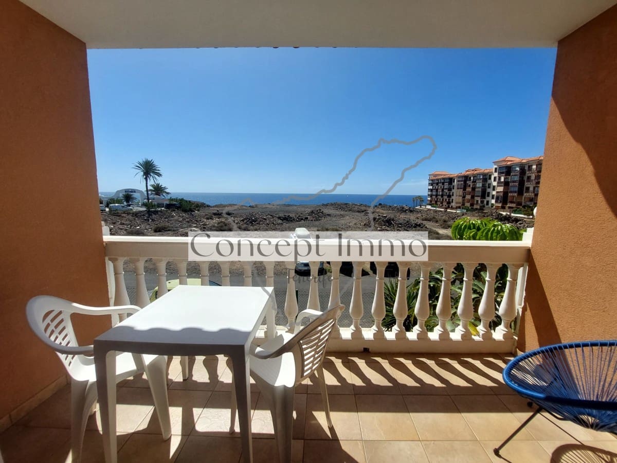 1 soverom Loft til salgs i Costa del Silencio med svømmebasseng garasje - € 182 500 (Ref: 10060961)