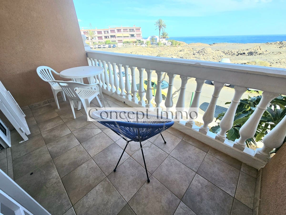 1 soverom Loft til salgs i Costa del Silencio med svømmebasseng garasje - € 182 500 (Ref: 10060961)