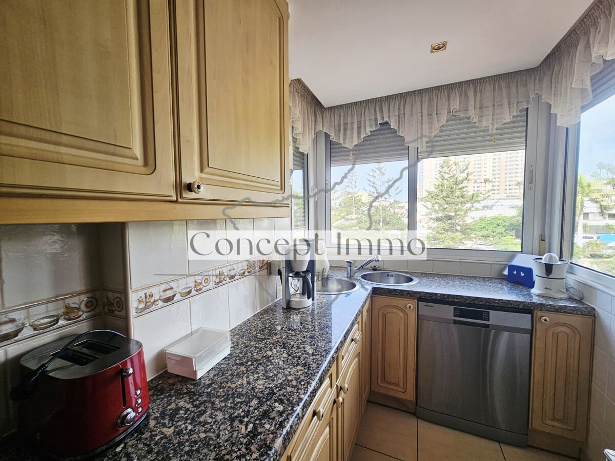 3 sypialnia Mieszkanie na sprzedaż w Los Cristianos z basenem - 429 000 € (Ref: 10099079)