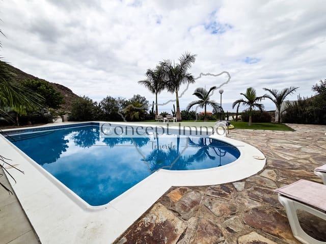 5 slaapkamer Finca/Landhuis te koop in Santiago del Teide met zwembad garage - € 1.950.000 (Ref: 10112229)