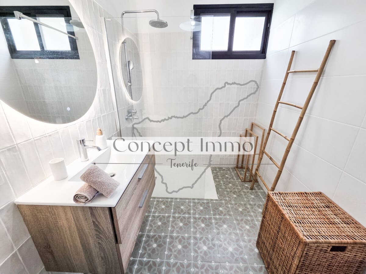 5 chambre Finca/Maison de Campagne à vendre à Santiago del Teide avec piscine garage - 1 950 000 € (Ref: 10112229)