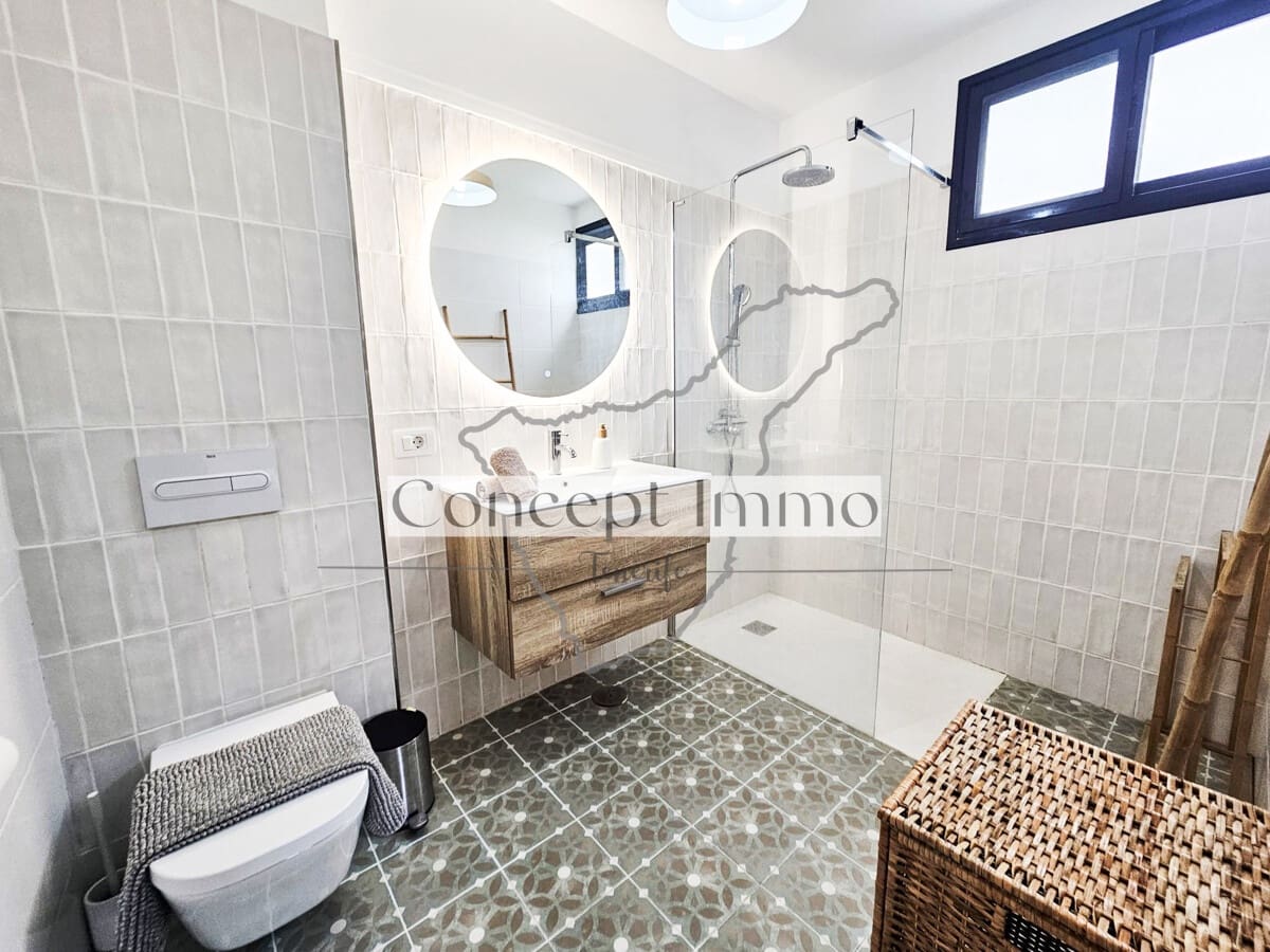 5 chambre Finca/Maison de Campagne à vendre à Santiago del Teide avec piscine garage - 1 950 000 € (Ref: 10112229)
