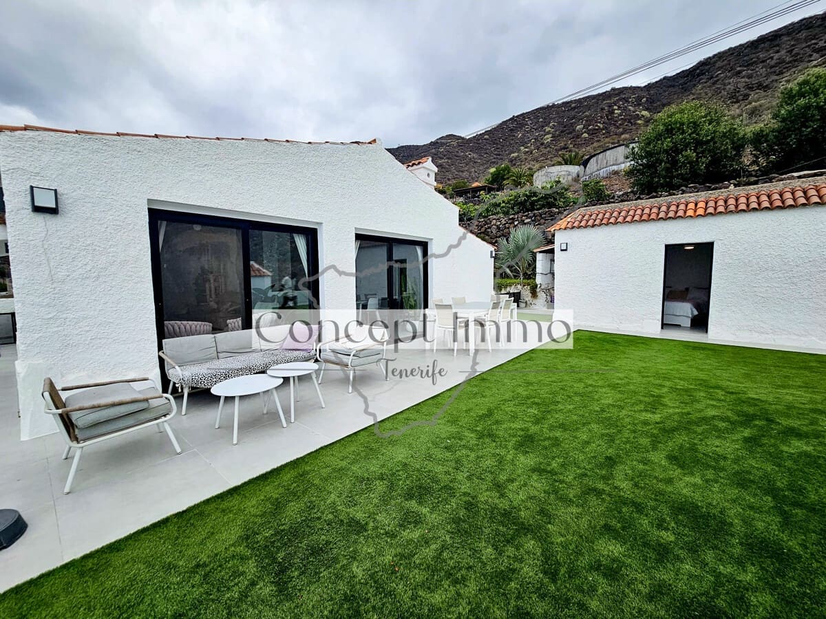 5 chambre Finca/Maison de Campagne à vendre à Santiago del Teide avec piscine garage - 1 950 000 € (Ref: 10112229)