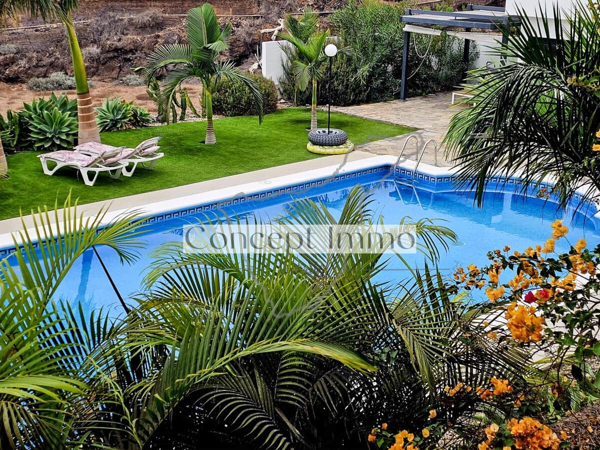 5 chambre Finca/Maison de Campagne à vendre à Santiago del Teide avec piscine garage - 1 950 000 € (Ref: 10112229)