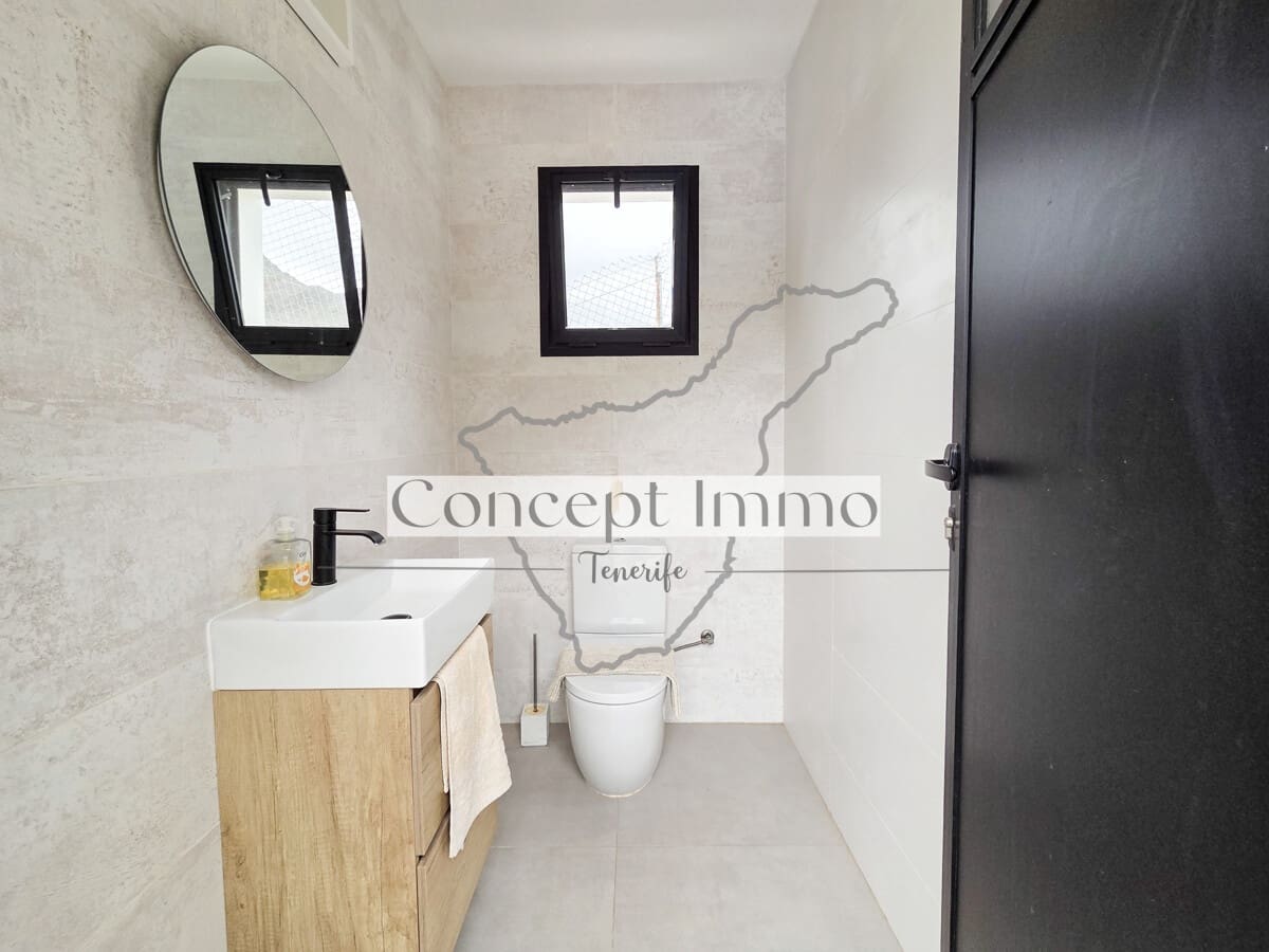 5 bedroom Commercial for sale in Santiago del Teide with pool garage - € 1,950,000 (Ref: 10112230)