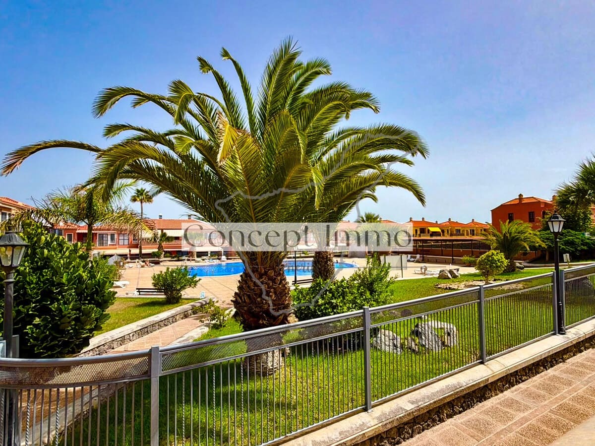 1 quarto Apartamento para venda em Costa del Silencio com piscina garagem - 250 000 € (Ref: 10160031)
