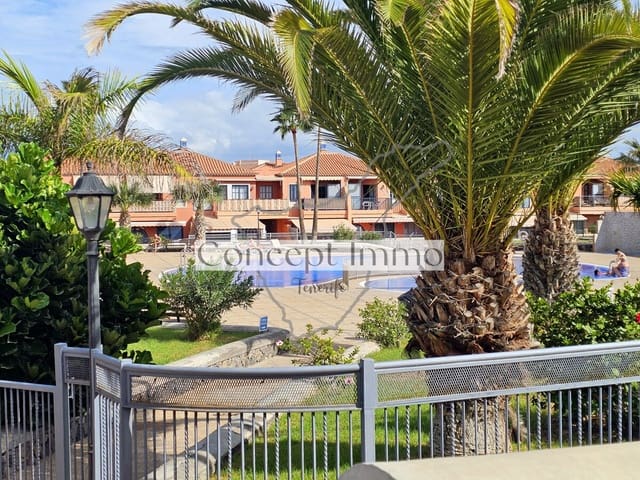 Piso de 1 habitación en Costa del Silencio, Arona en venta con piscina garaje - 250.000 € (Ref: 10160031)