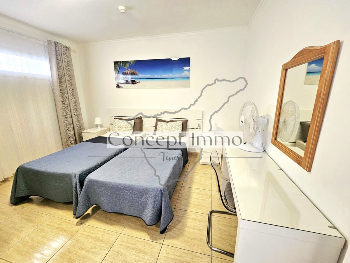 1 soverom Leilighet til salgs i Costa del Silencio med svømmebasseng garasje - € 240 000 (Ref: 10162001)