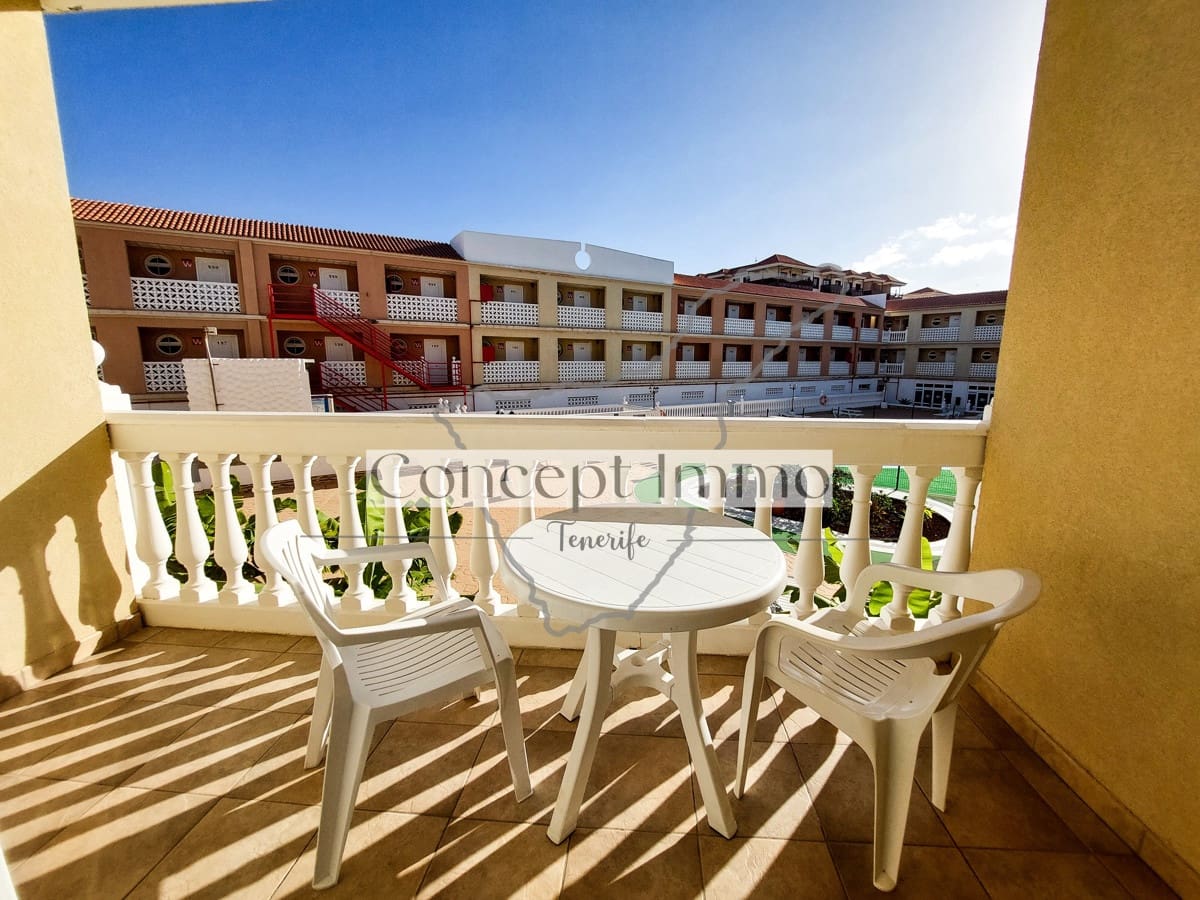 1 soverom Leilighet til salgs i Costa del Silencio med svømmebasseng garasje - € 240 000 (Ref: 10162001)