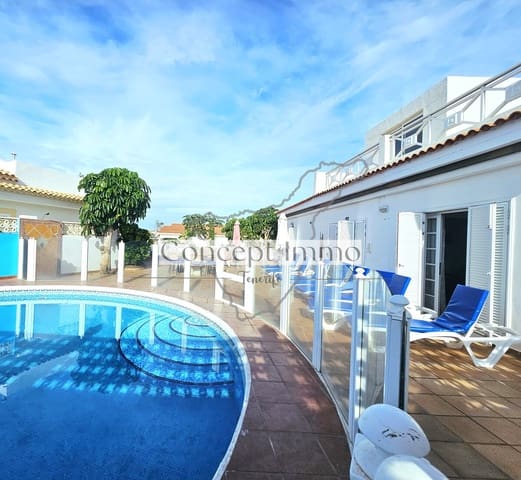 6 slaapkamer Villa te koop in Callao Salvaje, Adeje met zwembad garage - € 900.000 (Ref: 10170339)