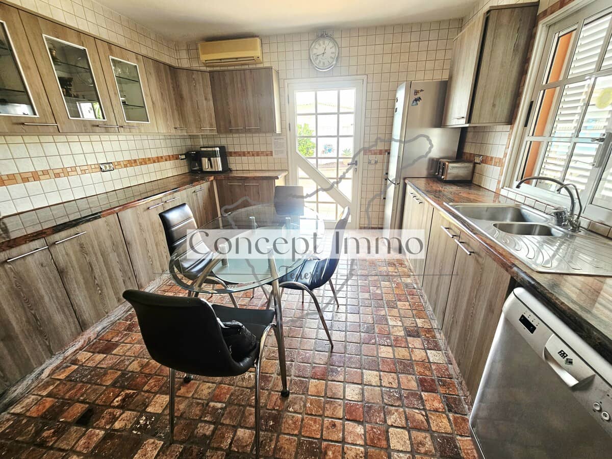 6 slaapkamer Villa te koop in Callao Salvaje met zwembad garage - € 900.000 (Ref: 10170339)