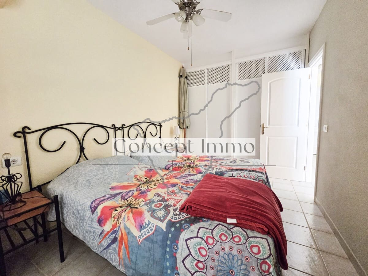 Piso de 1 habitación en Los Cristianos en venta con piscina - 255.000 € (Ref: 10182046)